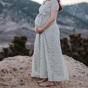 PinkBlush mint lace maxi dress with tie at waist - Size Medium (8-10)